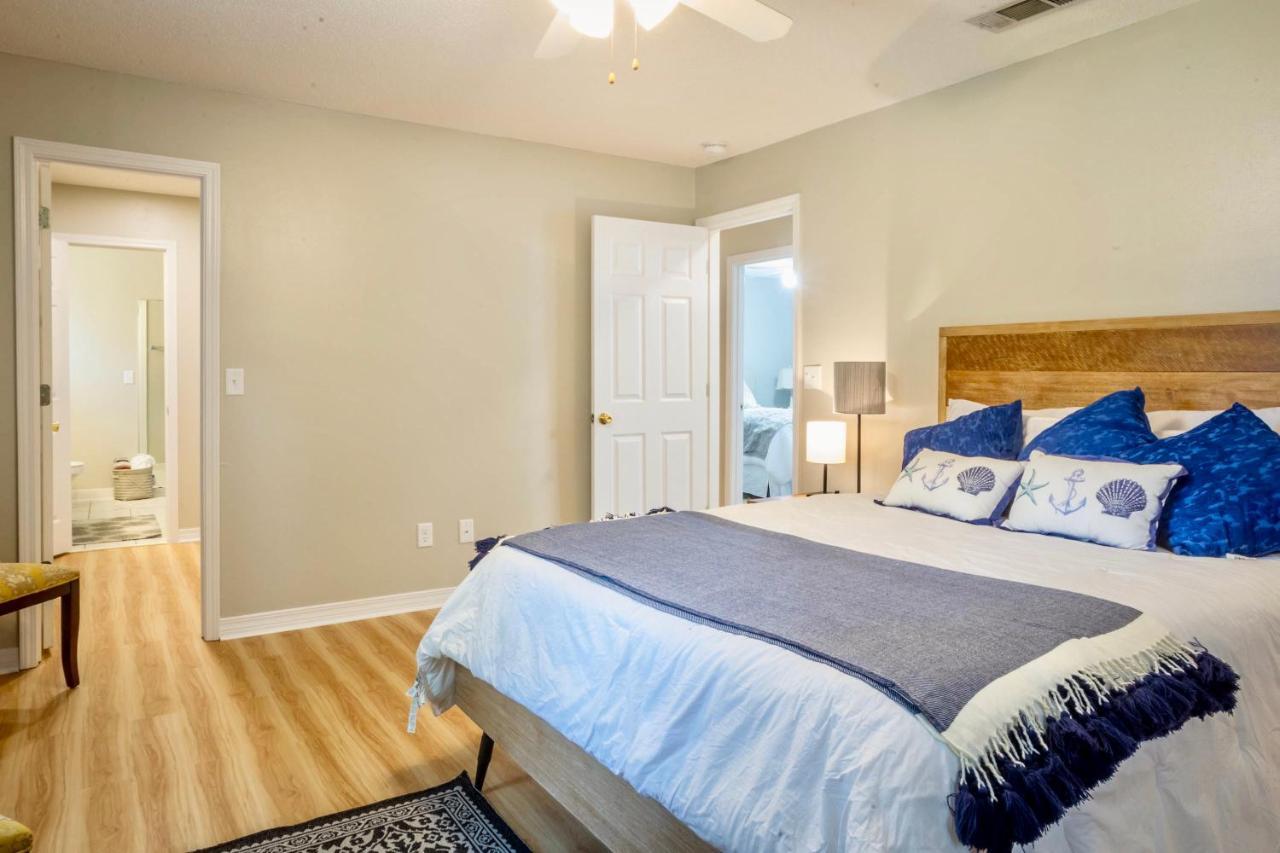 Life'S A Breeze! Updated 3B Home 10 Min To Beach! Gulf Breeze Εξωτερικό φωτογραφία