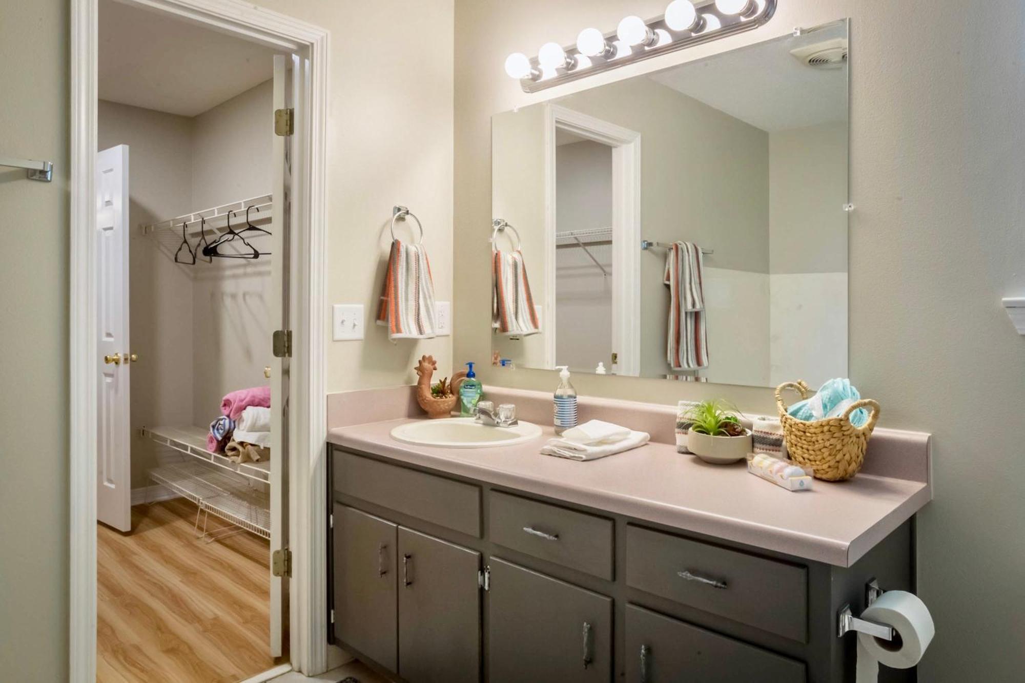 Life'S A Breeze! Updated 3B Home 10 Min To Beach! Gulf Breeze Εξωτερικό φωτογραφία