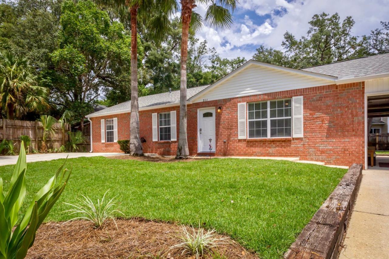 Life'S A Breeze! Updated 3B Home 10 Min To Beach! Gulf Breeze Εξωτερικό φωτογραφία