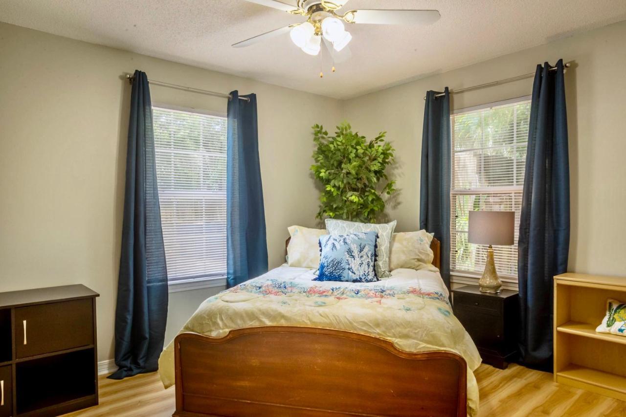 Life'S A Breeze! Updated 3B Home 10 Min To Beach! Gulf Breeze Εξωτερικό φωτογραφία